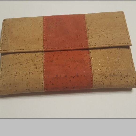 IMITATION CORK TRI-FOLD WALLET 6 ½” x 4 ¼” New, no tags - Picture 1 of 8